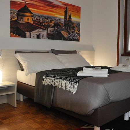 Citywalls Guest House Bergamo Exterior foto