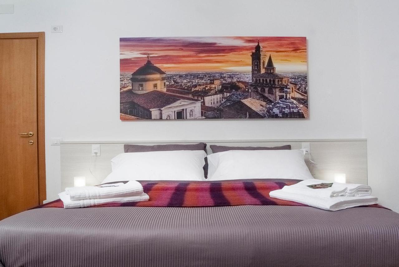 Citywalls Guest House Bergamo Exterior foto